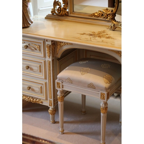 77 - ITALIAN NEO-CLASSICAL STYLE DRESSING TABLE