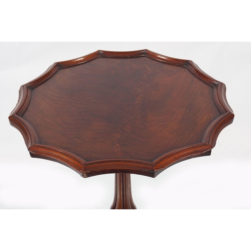 152 - 19TH-CENTURY MAHOGANY WINE TABLE