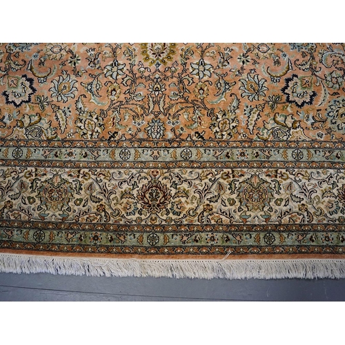 16 - KASHMIR CARPET