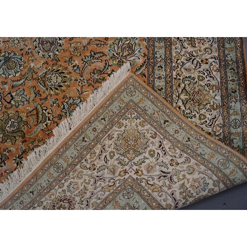 16 - KASHMIR CARPET