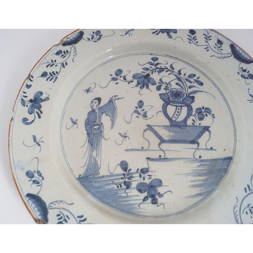 70 - 18TH-CENTURY DUTCH DELFT BLUE AND WHITE CHARGER