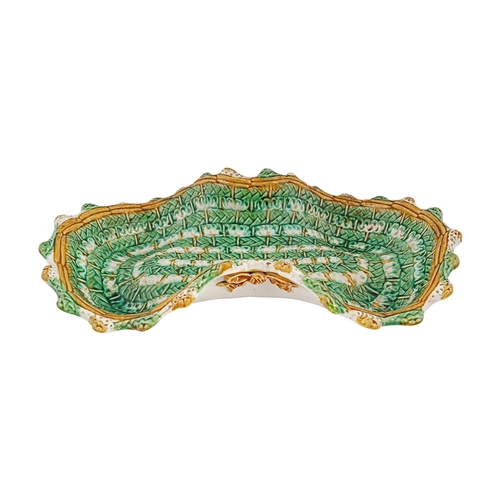 76 - 19TH-CENTURY MAJOLICA BOWL