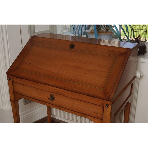 167 - ROCHE BOBOIS DESIGNER BUREAU