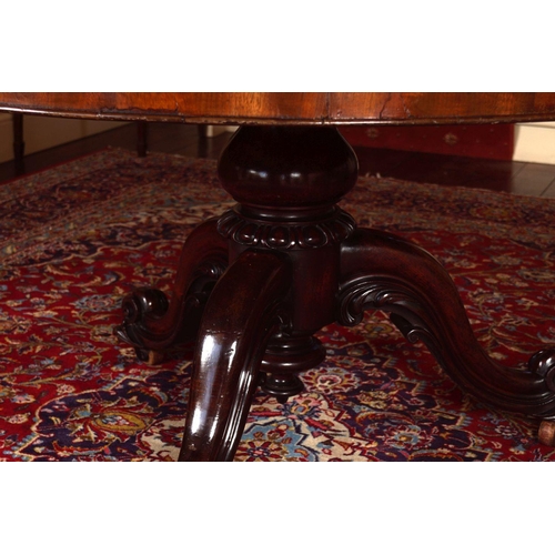 31 - WILLIAMS & GIBTON CENTRE TABLE (1830-1844)