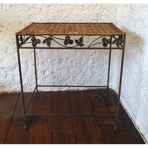 368 - METAL OCCASIONAL TABLE