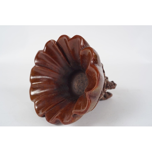 390 - CHINESE HORN LIBATION CUP