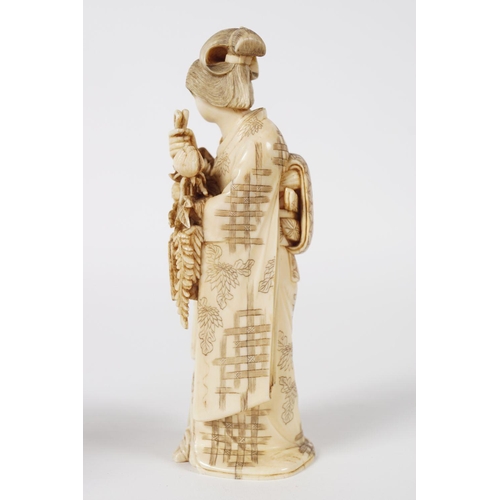 69 - JAPANESE MEIJI IVORY FIGURE