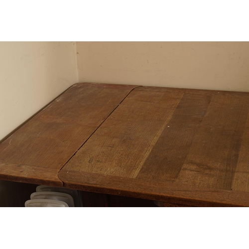 19 - EDWARDIAN OAK DRAW LEAF TABLE