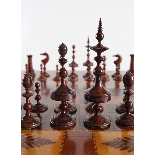 97 - 19TH-CENTURY KILLARNEY ARBUTUS CHESS SET