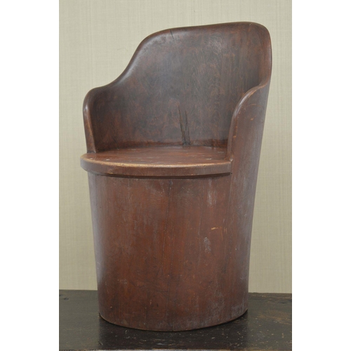 2 - 19TH-CENTURY IRISH TUB CHAIR