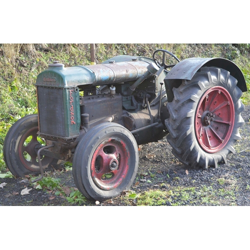 383 - 1940'S FORDSON TRACTOR MODEL N