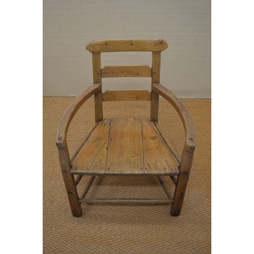 6 - 19TH-CENTURY IRISH ELM HEDGE CHAIR