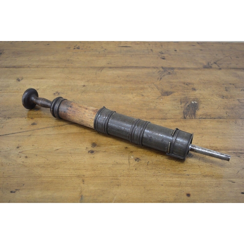 91 - EARLY METAL AND WOOD PASTRY SYRINGE