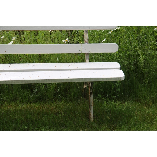 113 - 19TH-CENTURY CAST IRON WHITE PAINTED GARDEN BENCH