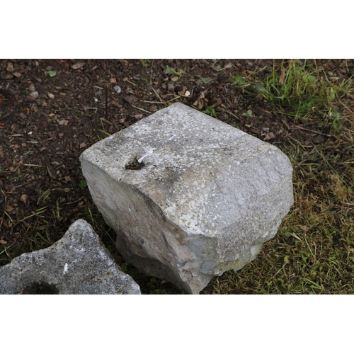 93 - 2 GEORGIAN CUT STONE GATE SUPPORTS