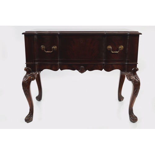 151 - EDWARDIAN PERIOD MAHOGANY CHEST