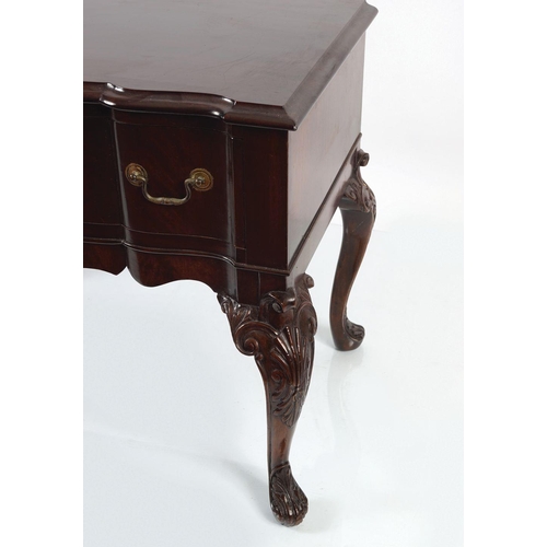 151 - EDWARDIAN PERIOD MAHOGANY CHEST