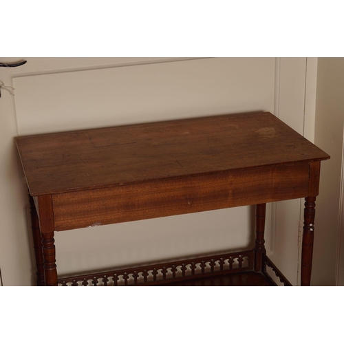 481 - VICTORIAN MAHOGANY SIDE TABLE