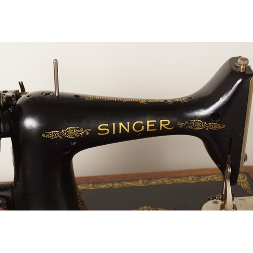 496 - SINGER SEWING MACHINE