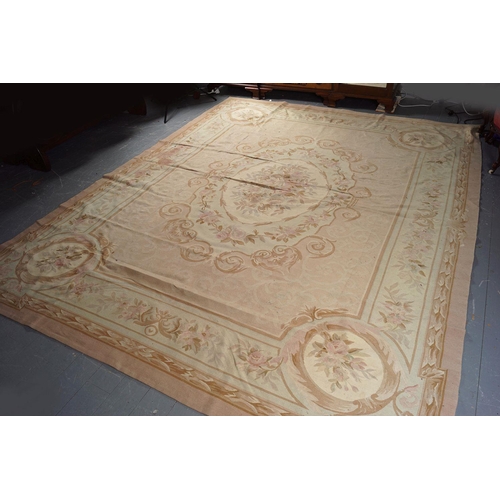 569 - LARGE AUBUSSON CARPET