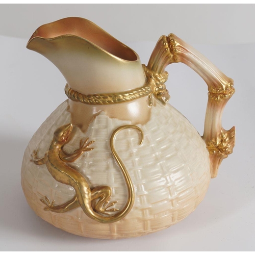 572 - WORCESTER PARCEL-GILT EWER