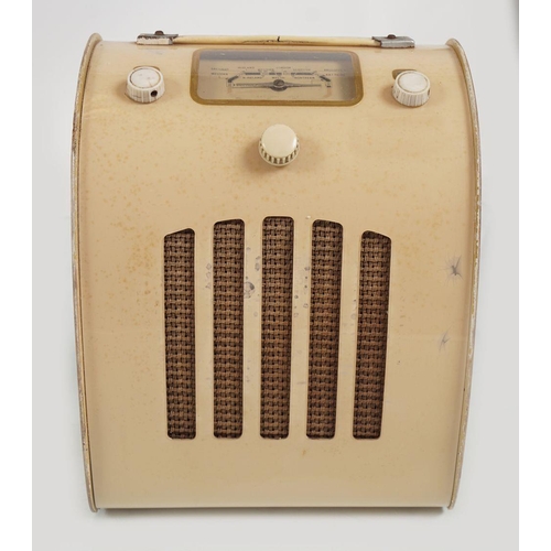 577 - VINTAGE EVEREADY RADIO