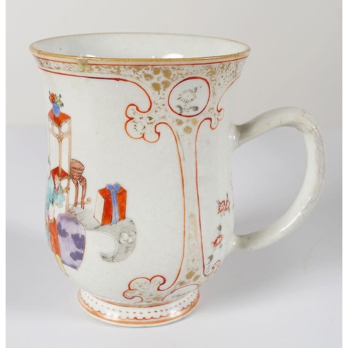 580 - 18TH-CENTURY CHINESE FAMILLE ROSE MUG