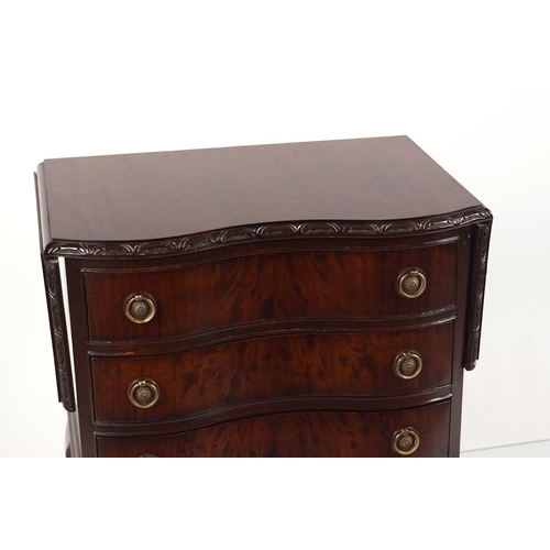 603 - EDWDARDIAN MAHOGANY CHEST