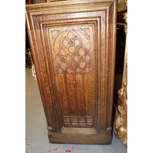 211 - 19TH-CENTURY GOTHIC CARVED OAK HALL SEAT