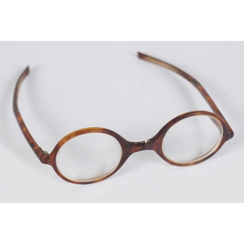 1276 - EARLY 20TH-CENTURY HORN-RIMMED FOLDING SPECTACLES