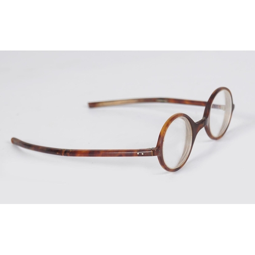 1276 - EARLY 20TH-CENTURY HORN-RIMMED FOLDING SPECTACLES