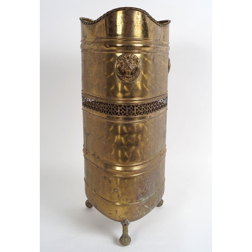 1291 - NOVEL 19TH-CENTURY ARMORIAL STICKSTAND