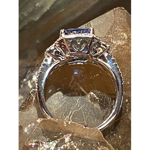 251 - 18CT. WHITE GOLD NATURAL CEYLON SAPPHIRE RING