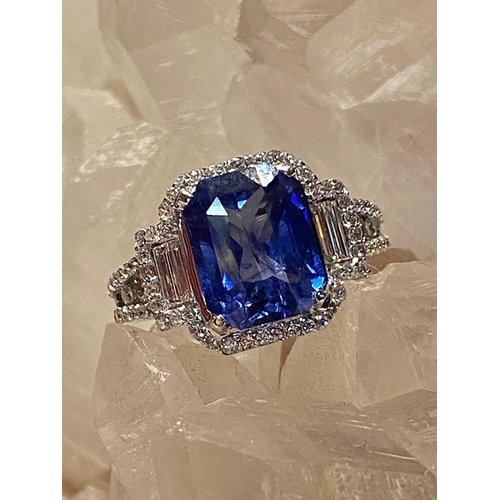 251 - 18CT. WHITE GOLD NATURAL CEYLON SAPPHIRE RING