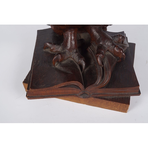 371 - 19TH-CENTURY CARVED WALNUT LIBRARY SCULPTURE