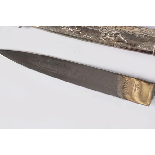 433 - EARLY TO MID 20TH-CENTURY ARGENTINIAN KNIFE