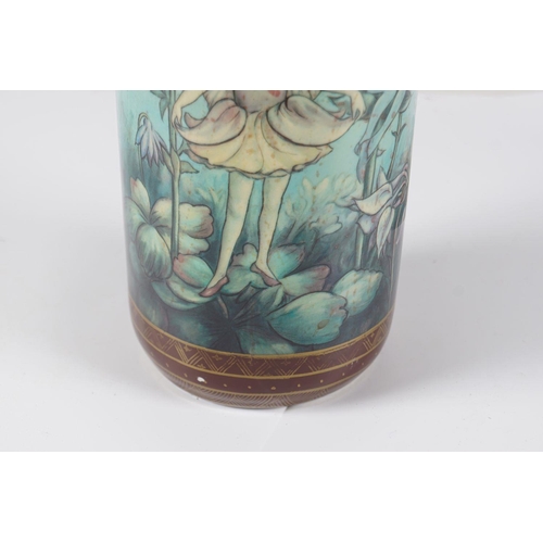 434 - 19TH-CENTURY FAIRY VASE