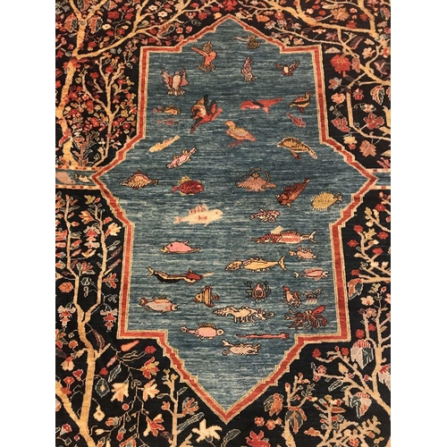 467 - 20TH-CENTURY SAROUGH FEREHAN DESIGN CARPET