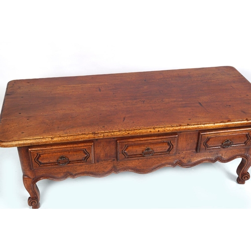 470 - 19TH-CENTURY WALNUT PROVINCIAL COFFEE TABLE