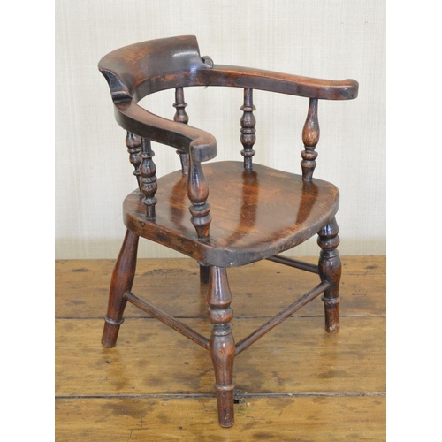 115 - 19TH-CENTURY ASH AND ELM CHILD'S CHAIR