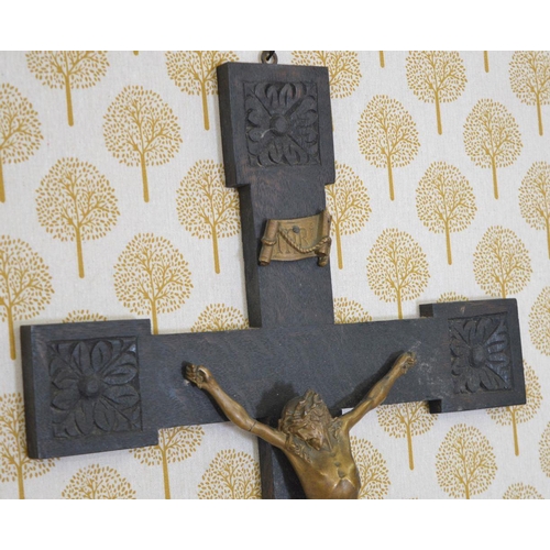 119 - 19TH-CENTURY OAK ARTS AND CRAFTS CRUCIFIX