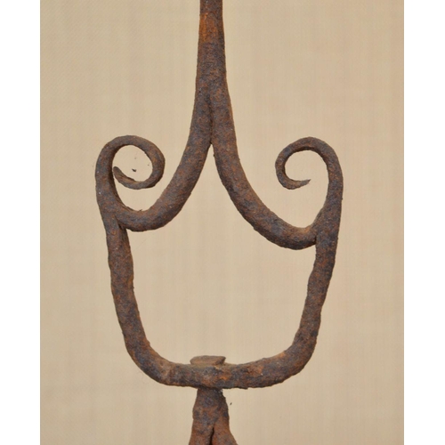 12 - 19TH-CENTURY IRISH FLOOR STANDING IRON RUSH LIGHT