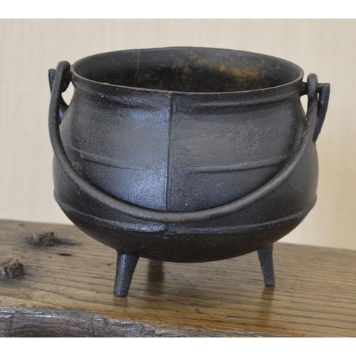 16 - 19TH-CENTURY IRISH VERNACULAR CAST IRON POT