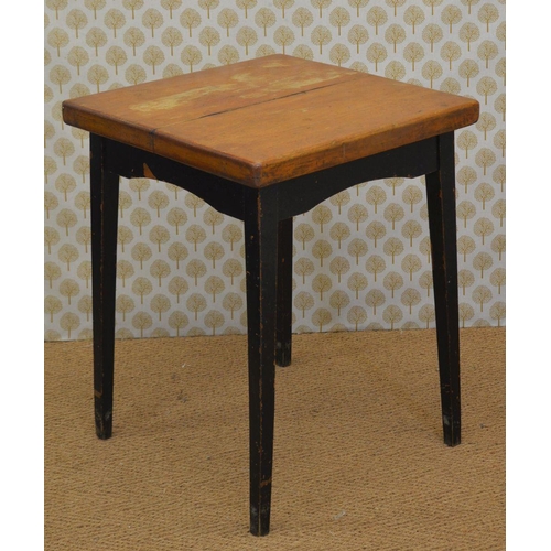 179 - 19TH-CENTURY TAVERN TABLE