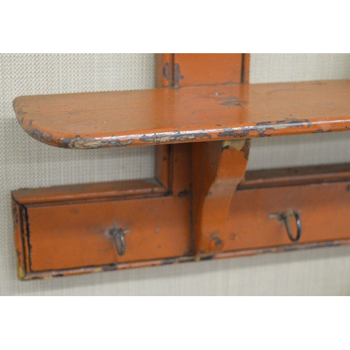 24 - 19TH-CENTURY WALL MOUNTED PINE MUG RACK