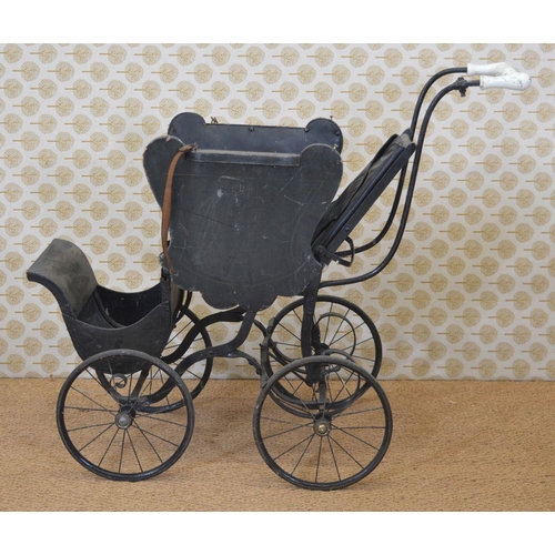 302 - VICTORIAN COACH BUILT CHILD'S PRAM