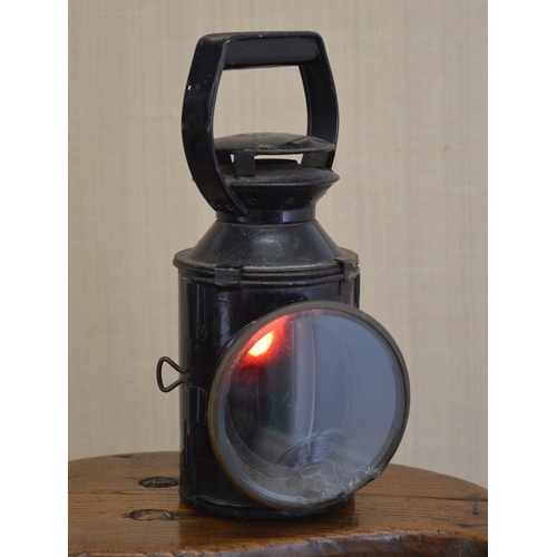 33 - IRISH RAILWAY SIGNAL LAMP