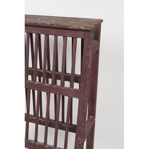 340 - IRISH PINE PAINTED PLATE RACK