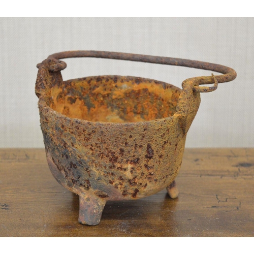 74 - IRISH VERNACULAR CAST IRON GLUE POT