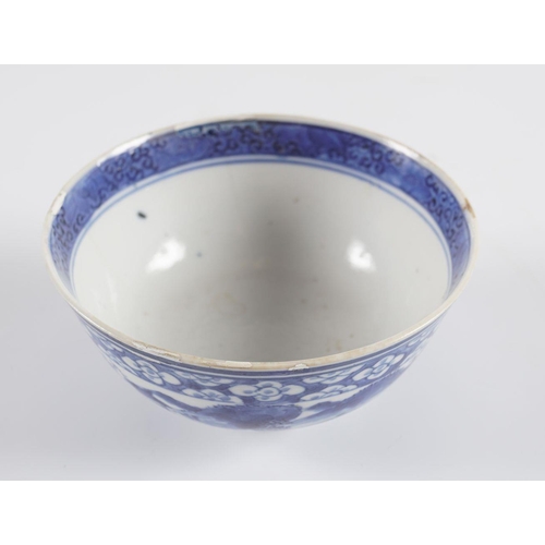 298 - CHINESE QING BLUE AND WHITE BOWL